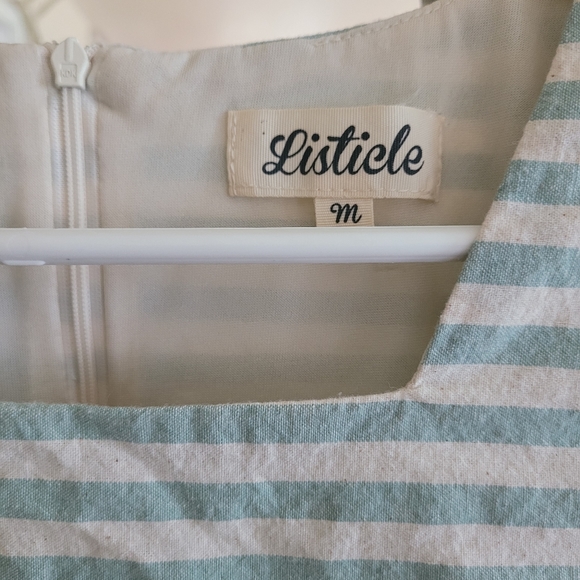 Listicle Dress - Picture 2 of 3